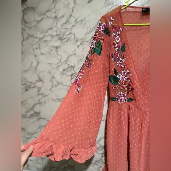 ASOS Floral Embroidered Skater Dress with Bell Sleeves – Sz 8 - Picture 2 of 12